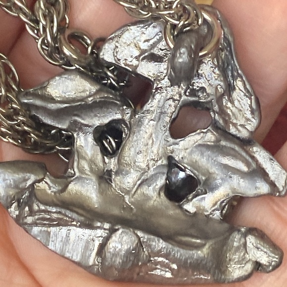 Unique mushroom pendant on necklace (AA) - Picture 5 of 9